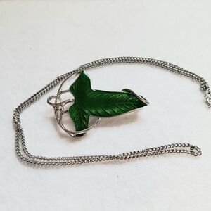 LOTR Elven Brooch Necklace